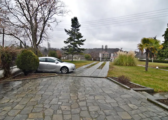 Nestoras Comfortable - Private Parking Lejlighed